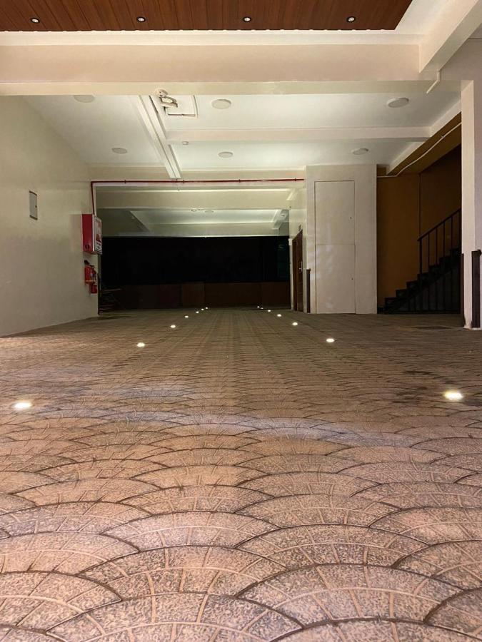 Millennium Terrace Hotel Kampala Extérieur photo