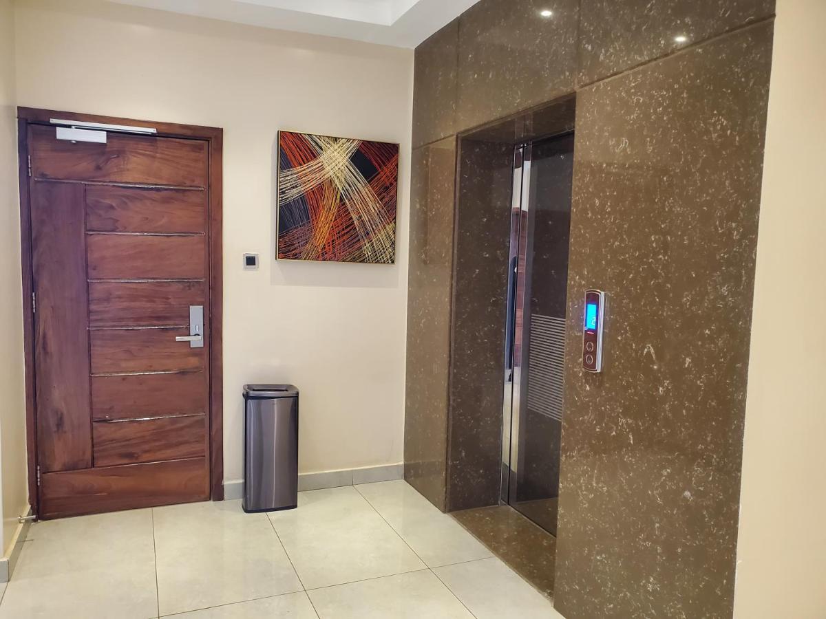 Millennium Terrace Hotel Kampala Extérieur photo